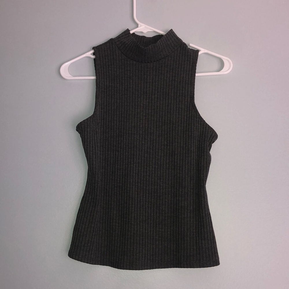 Grey ribbed tank top